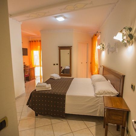 רומא Hotel De Monti מראה חיצוני תמונה